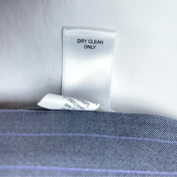 Banana Republic Wool Trousers - Picture 9 of 9